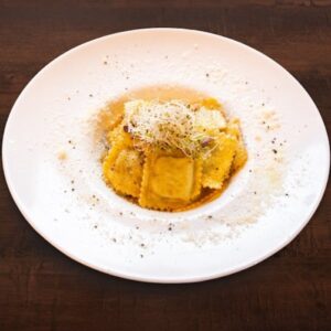 Ravioli con gorgonzola e noci